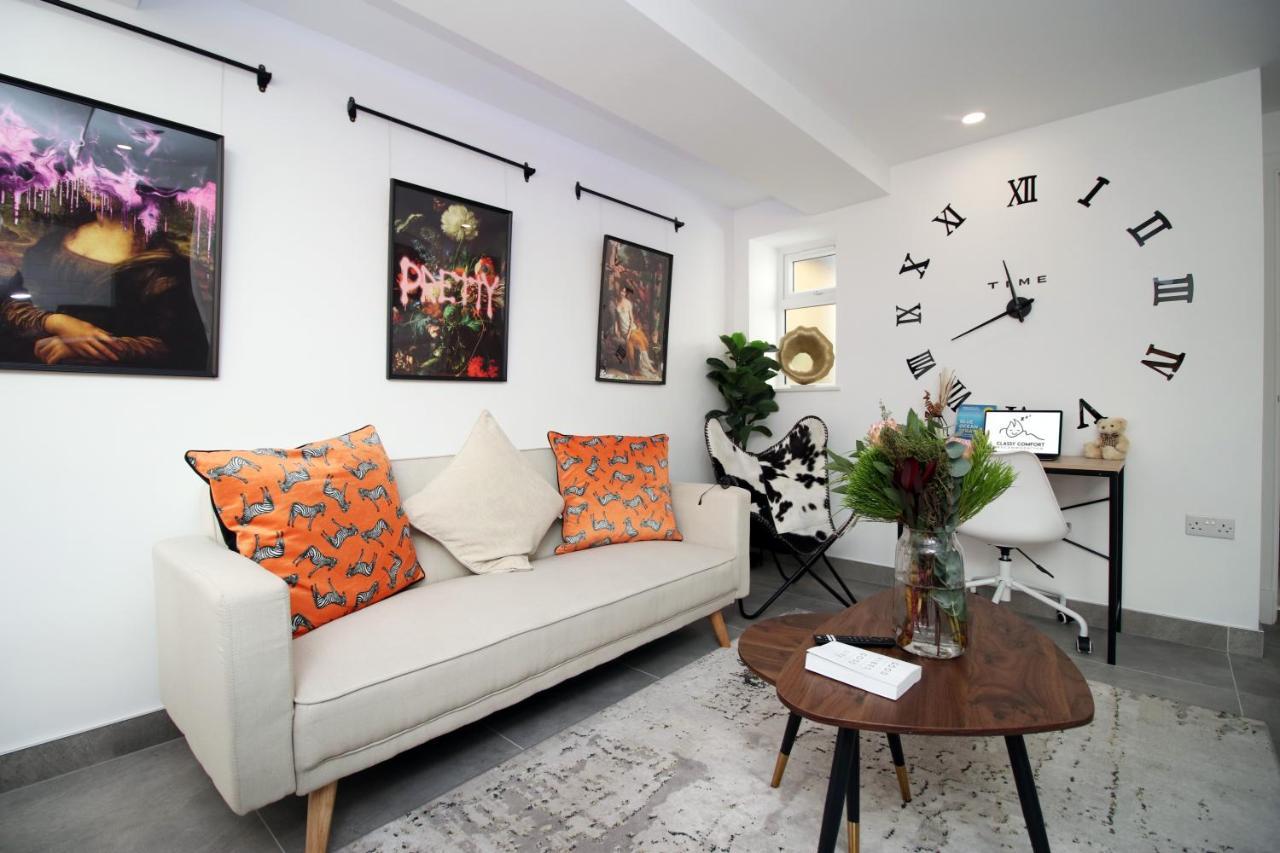New Spacious 2 Bed Getaway - Private Courtyard! - Underfloor Heating Cardiff Exterior foto